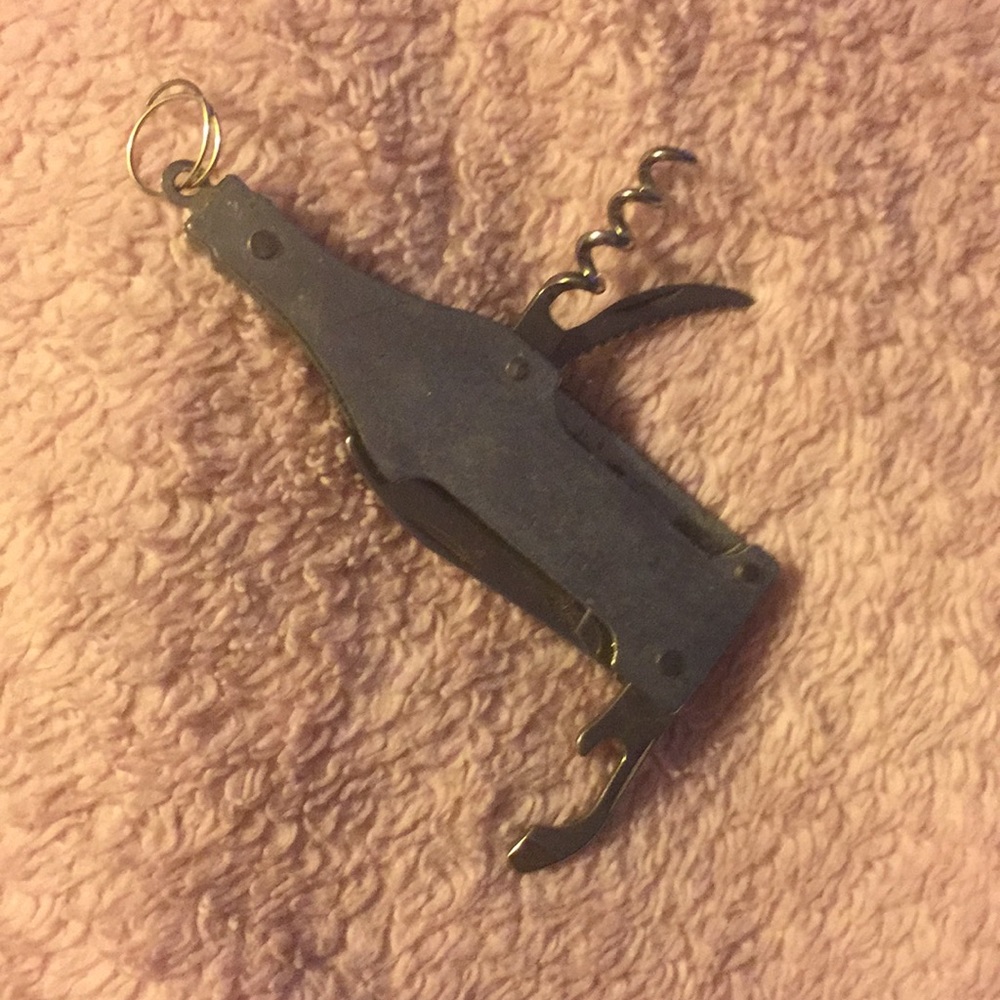 Little bottle wine opener multi tool keychain🍷
